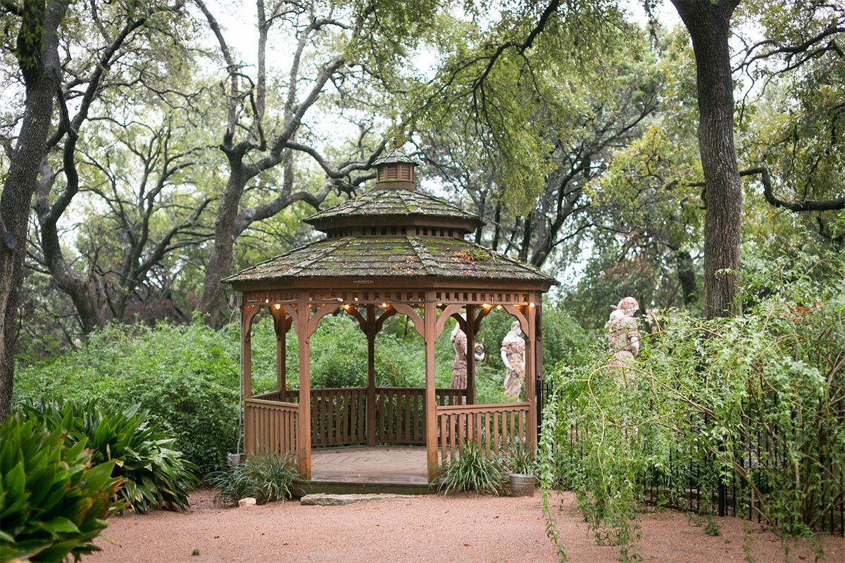 The Gardens & Grounds of The Vista on Seward Hill