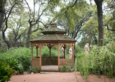 Weddings are fabulous in the beautiful outdoor gardens of The Vista on Seward Hill
