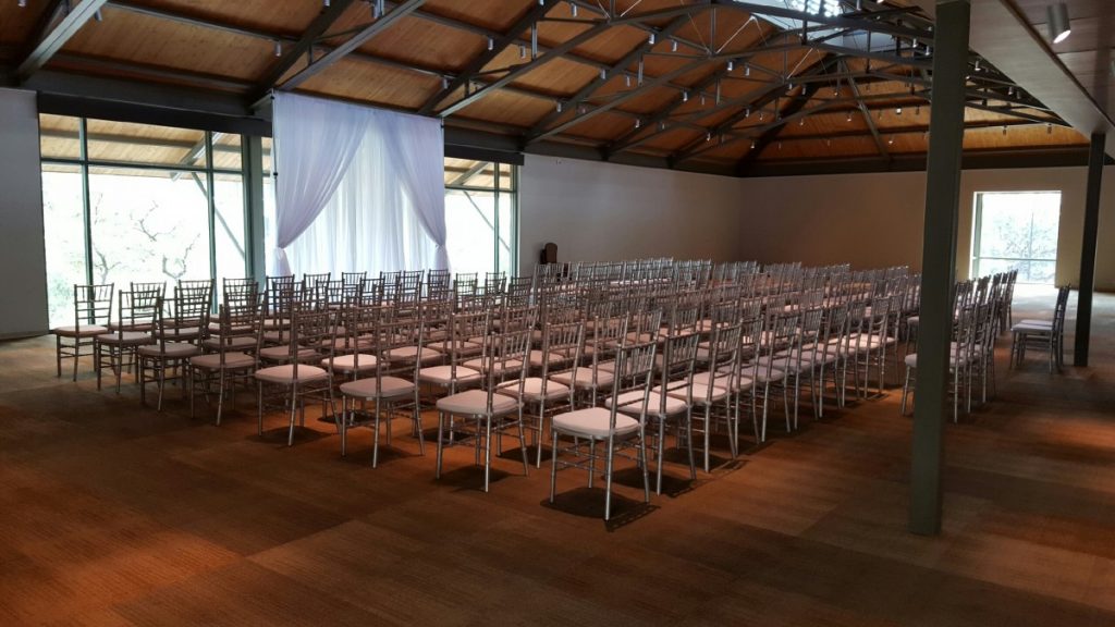 Silver Chiavari Chairs at Ceremony