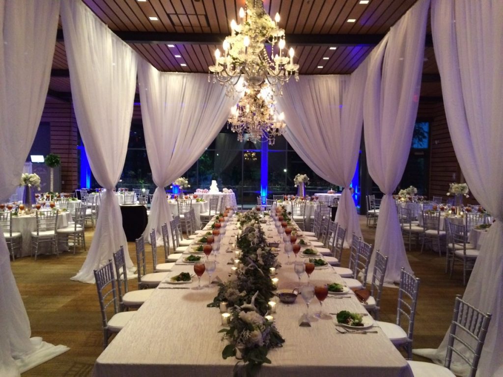 Pipe &amp; Drape around Head Table