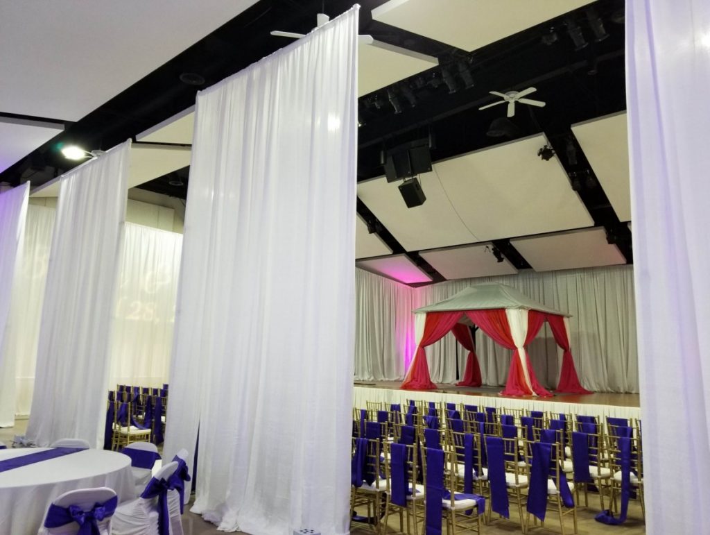 White Banjo Wall Draping - Before Uplights