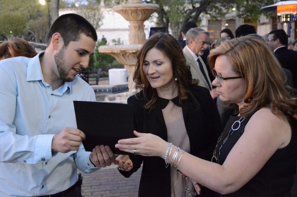 Step &amp; Repeat Photos Create Instant Party Favor for Guests